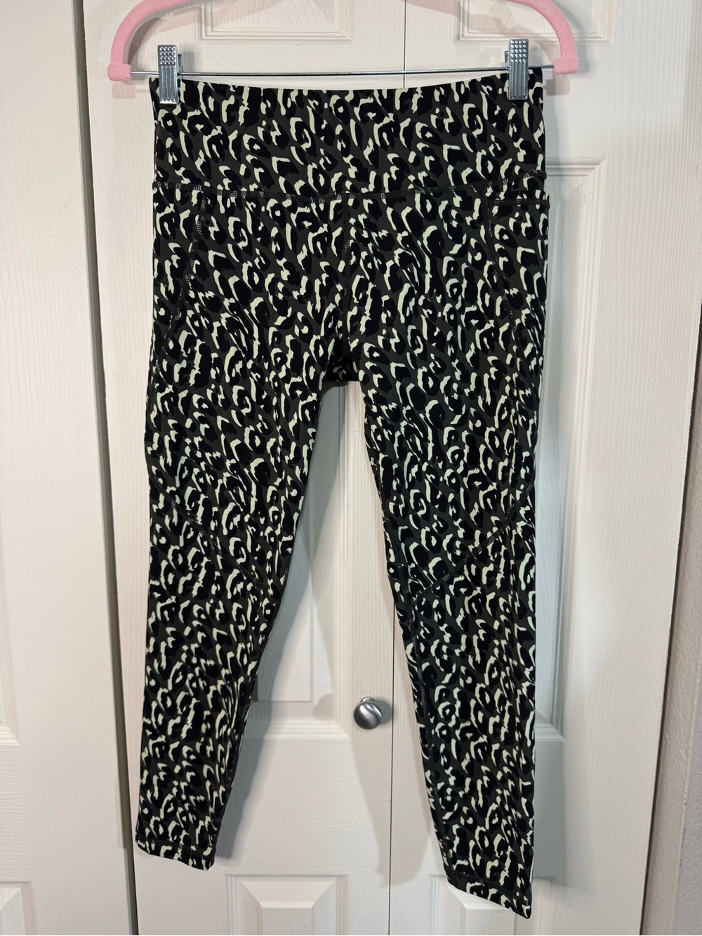 Sweaty Betty Black and Cream Leopard-Print Kids Leggings